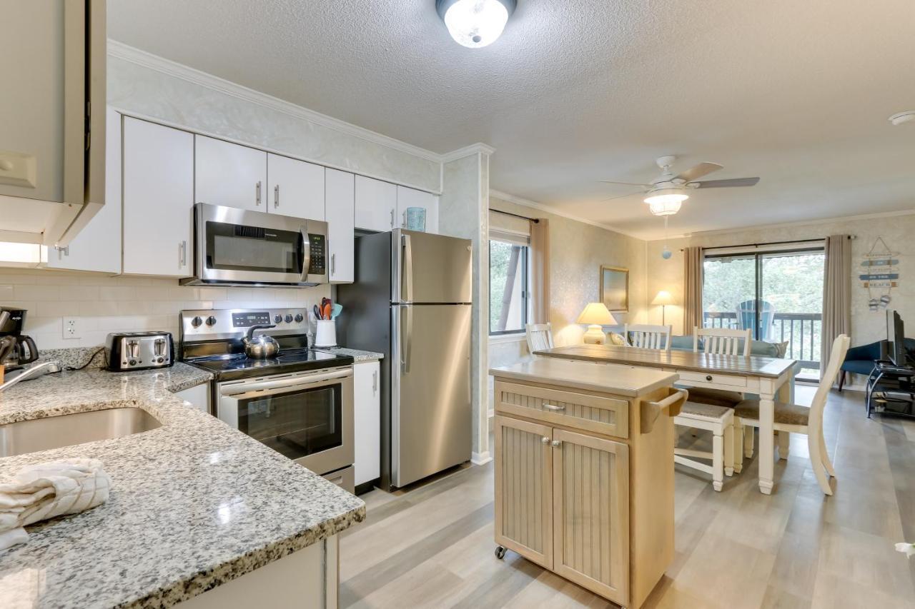 Hilton Head Condo With Balcony And Pool, Walk To Beach ฮิลตันเฮดไอส์แลนด์ ภายนอก รูปภาพ