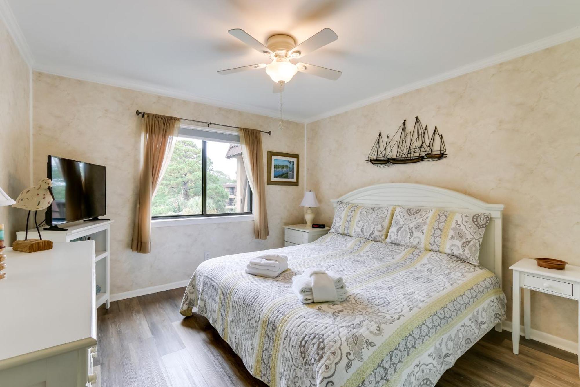 Hilton Head Condo With Balcony And Pool, Walk To Beach ฮิลตันเฮดไอส์แลนด์ ภายนอก รูปภาพ